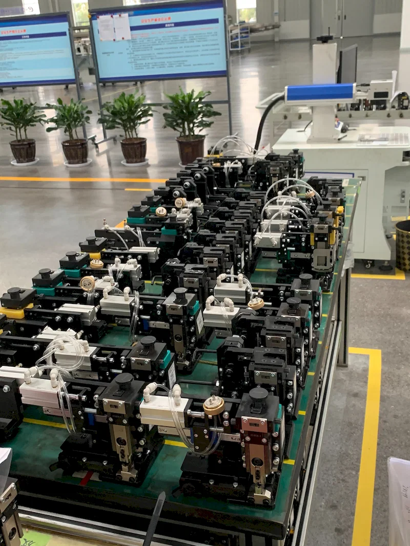 Terminaalipuristuskoneen terä, OTP-levittimen terä, taivutusverkko, päätepuristusveitsi