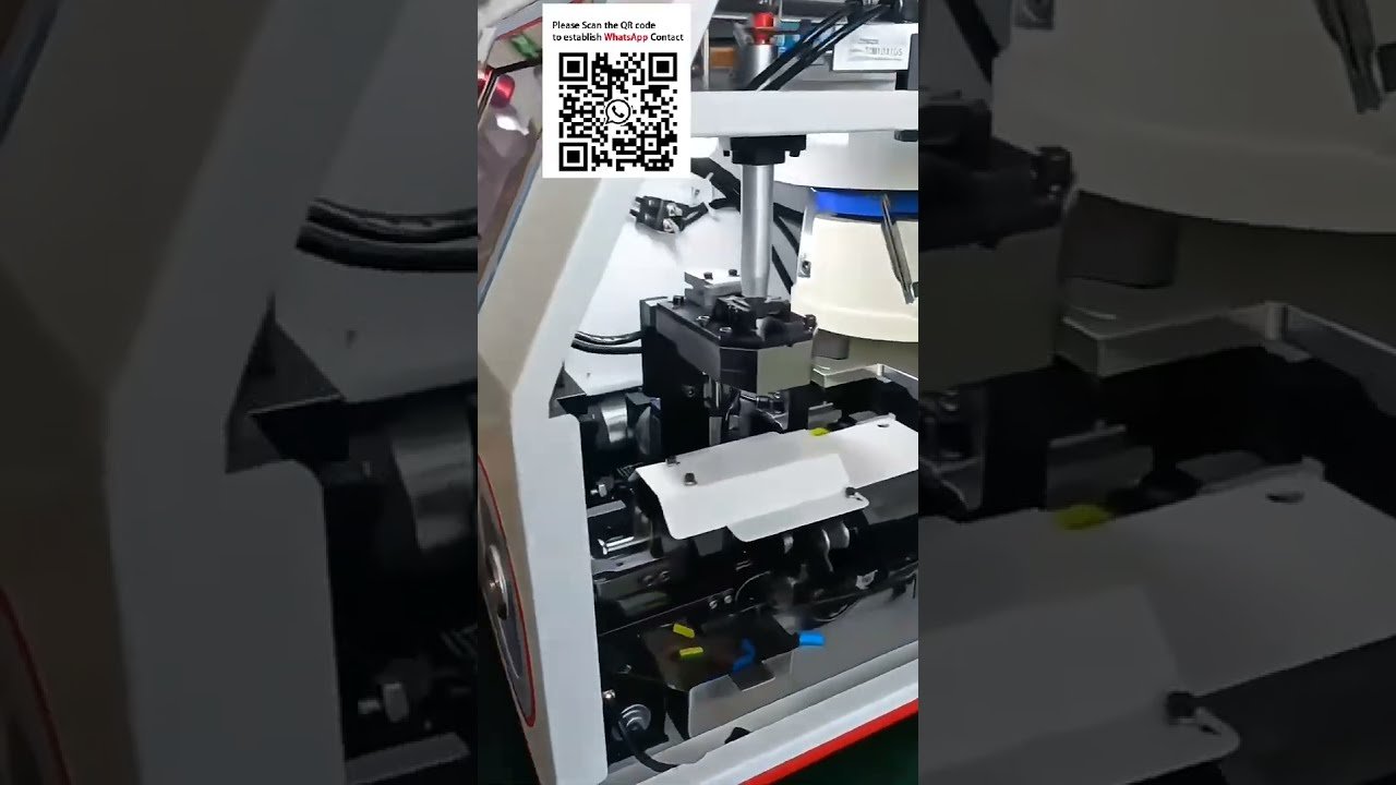 Automaattinen 16mm² eristetyn putkiliittimen kuorinta- ja puristuskone #EV-johtosarjan käsittely