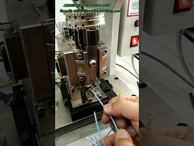4T Kaapelipäätypuristin 220V/110V – Johdinsarjojen ja kupariholkkien puristuskone