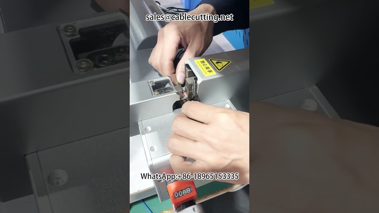 Ultraäänihitsausvaljaiden hitsauspäätelaite