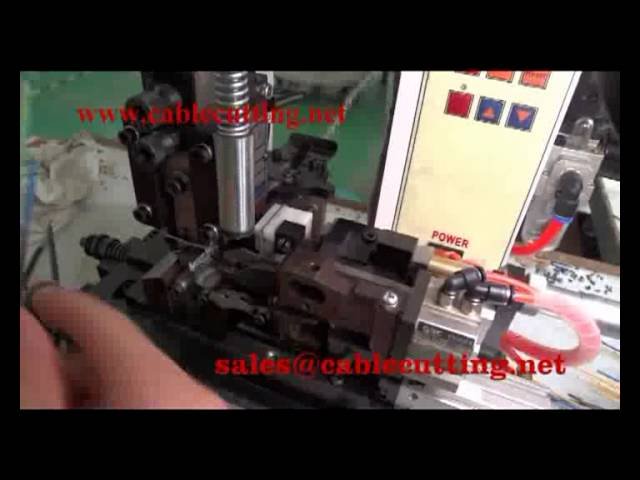 Puoliautomaattinen sivusyöttöinen johdonkuorinta- ja puristuskone WPM-2008-A2